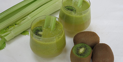Kiwi met Appel en Bleekselderij Green Juice